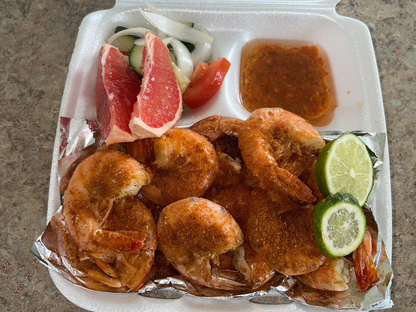 Headless Jumbo Shrimp With Shell On
