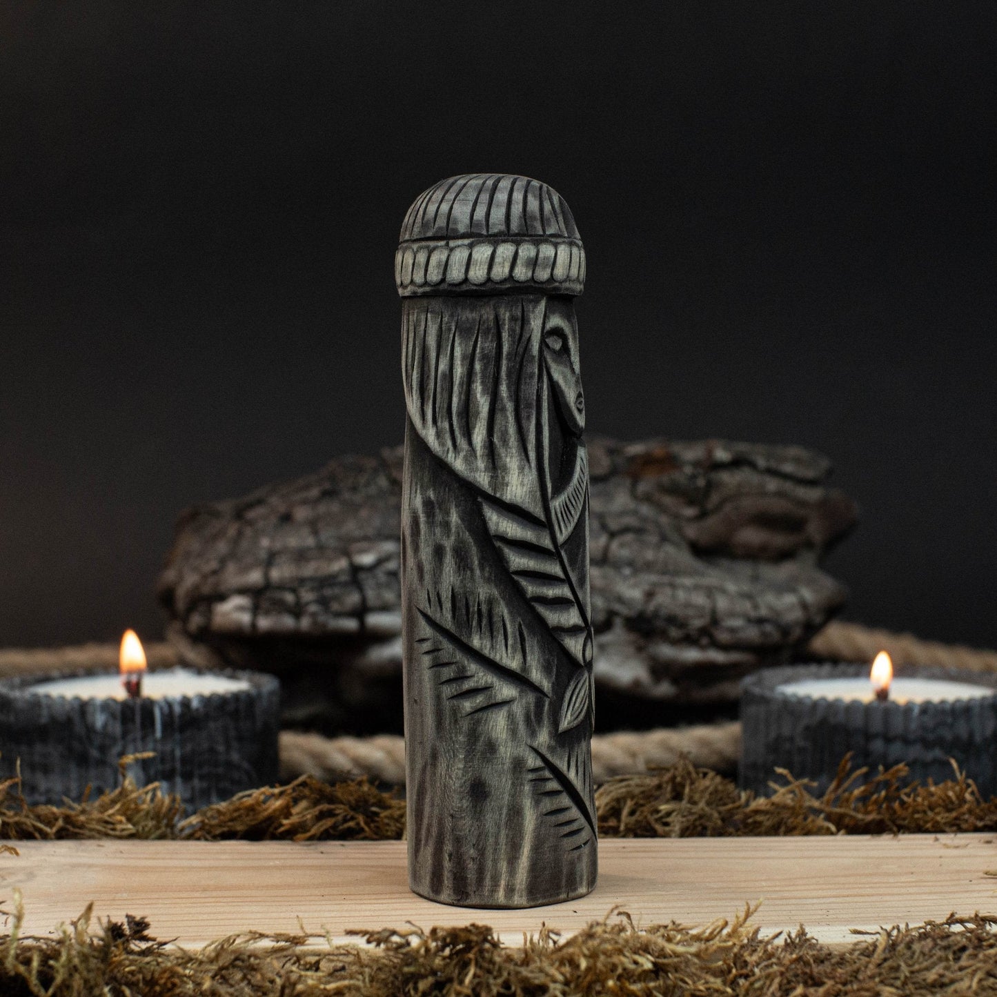 Hand-Carved Freyja Figurine – 14 cm (5.7 inches) Wooden Scandinavian Goddess Statue