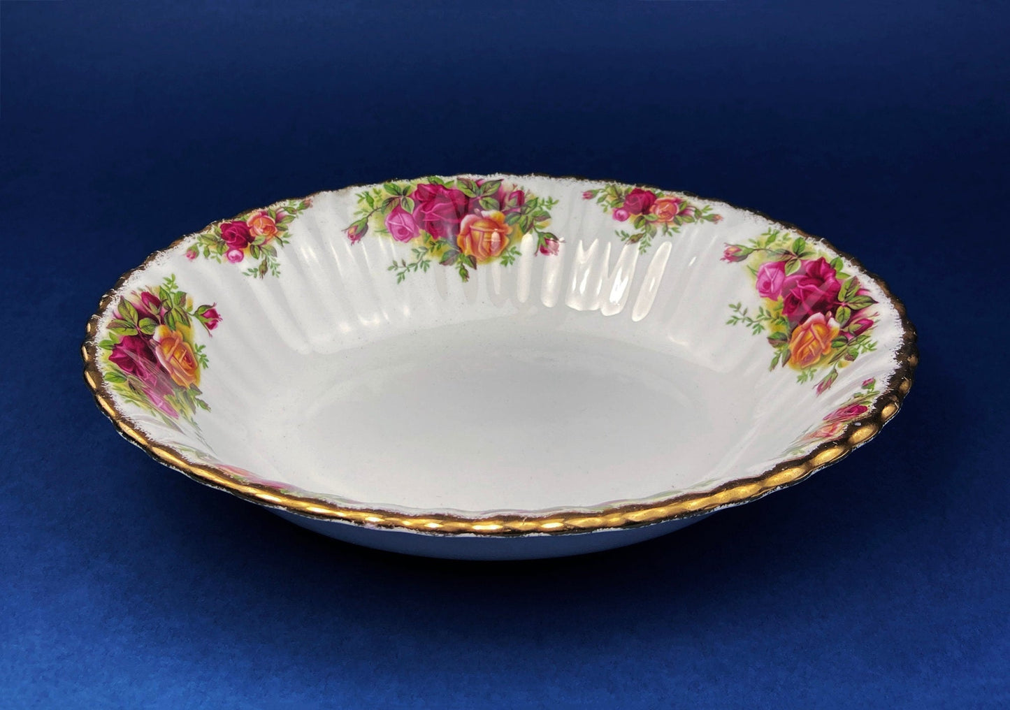 Royal Albert Old Country Roses Motif 10.25" Dinner Plates. Set of 5 Plates. Made in England. Dining Room Table Decor. Modern Farmhouse.