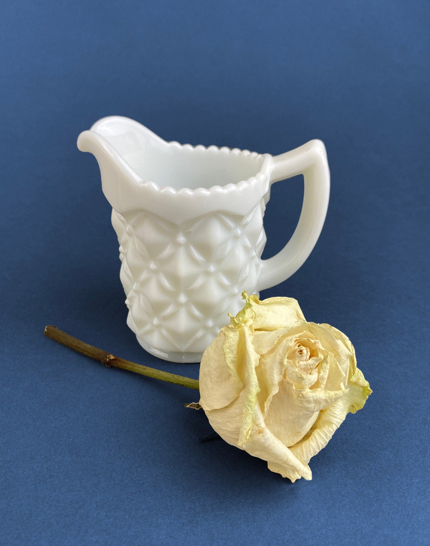 Milk Glass Creamer or Sauce Dish. 3-Dimensional Leaf Motif. Quilt Pattern. Serving Dish. Scalloped Edge Creamer or Saucier. Fine Dining.