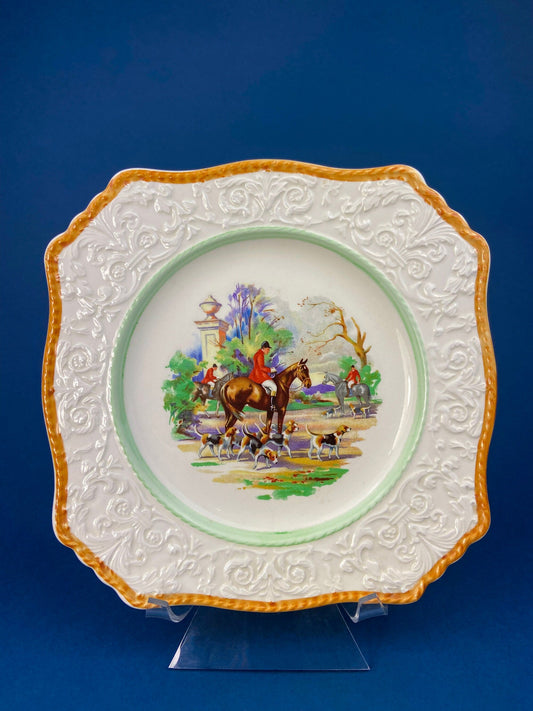 Vintage Decorative Plate with Hunting Scene by Royal Winton. English Hunting Scenes Made in England.