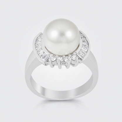 Avera Timeless Radiance Elegant Bridal Ring Size 5 in Silver