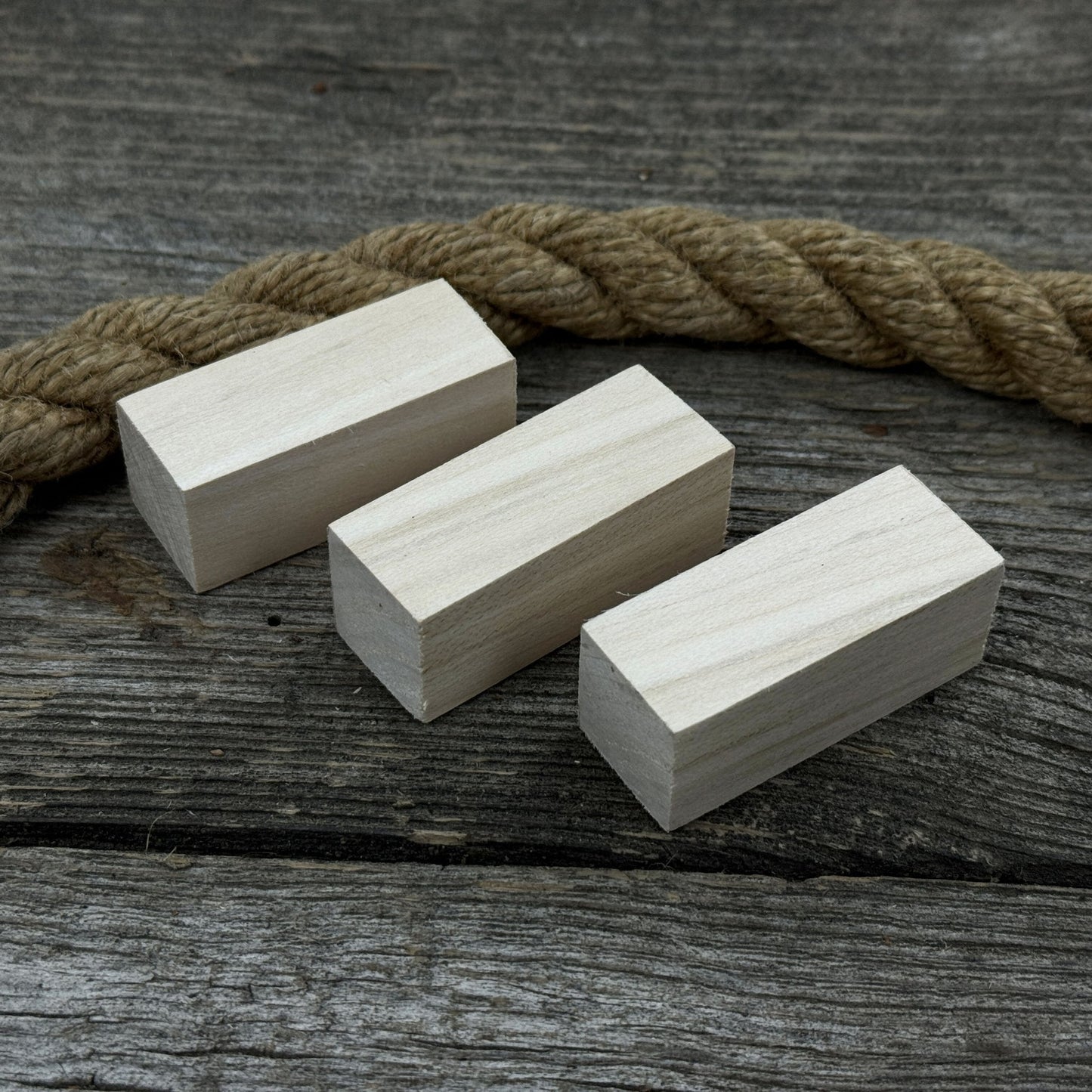 Set of 6 Linden Wood Carving Blanks, 5 × 2 × 2 cm (1.97 × 0.79 × 0.79 in)