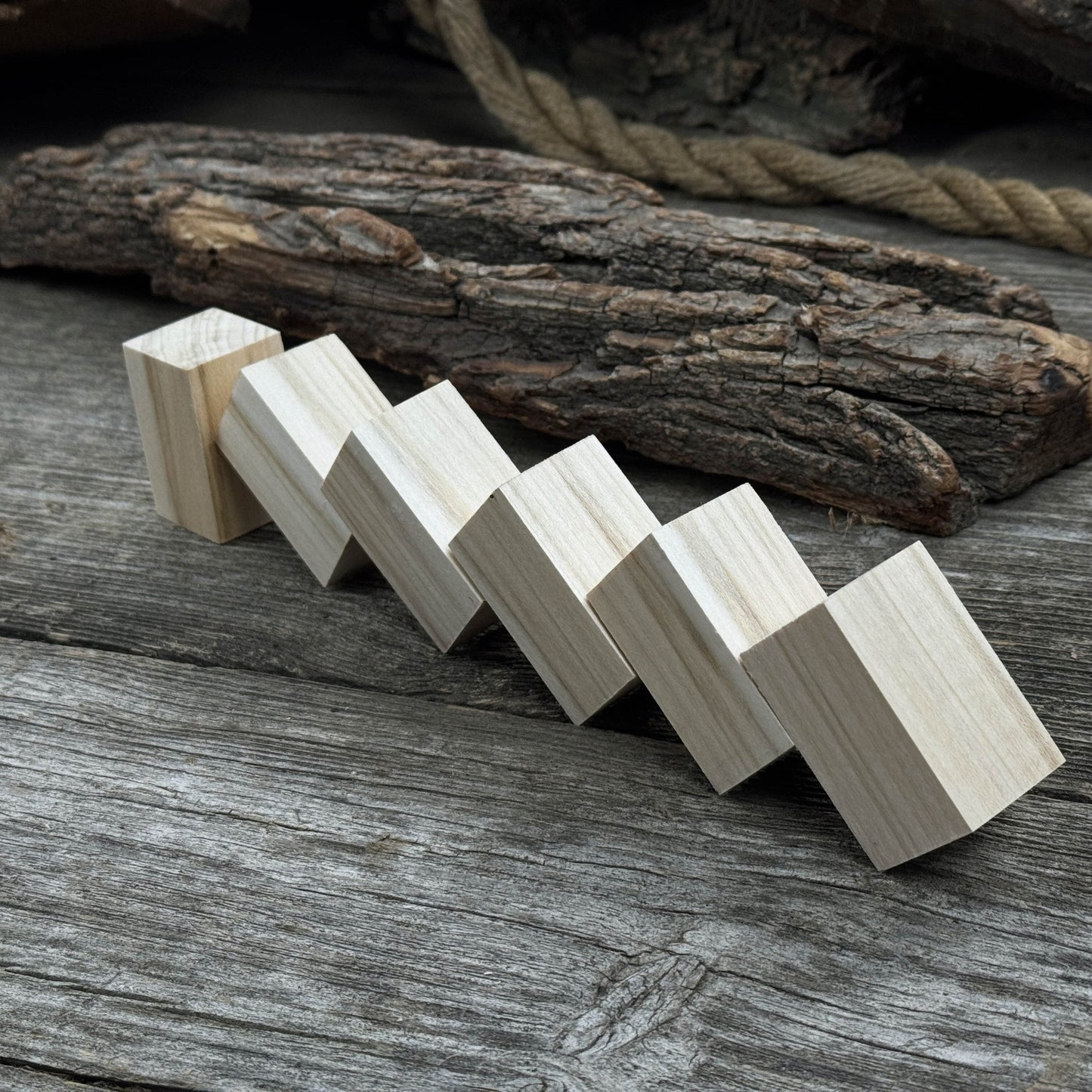 Set of 6 Linden Wood Carving Blanks, 5 × 3 × 3 cm (1.97 × 1.18 × 1.18 in)