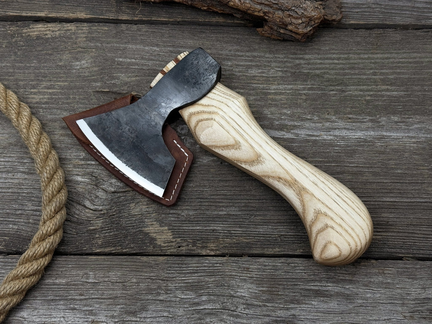 Small Carving Axe with Belt Loop, 0.47 kg (1 lb)