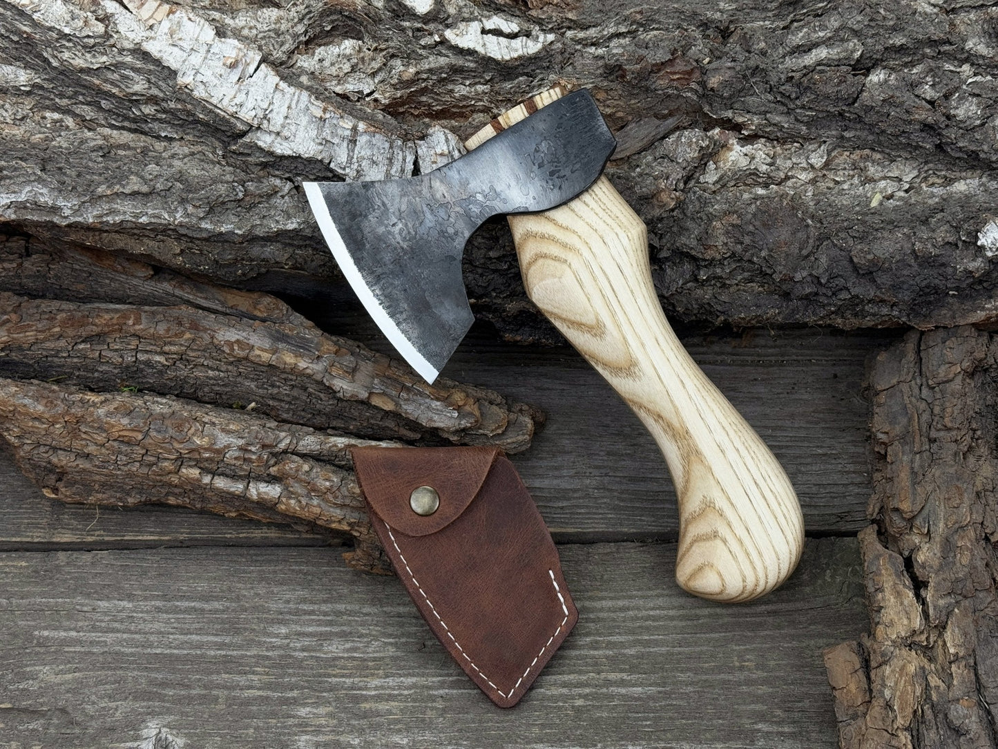 Small Carving Axe with Belt Loop, 0.47 kg (1 lb)